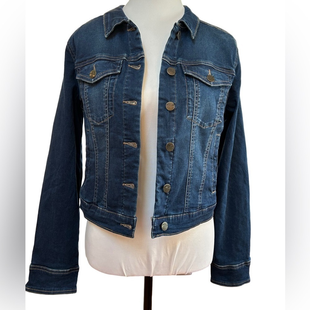NWT Ricki's Classic Indigo Blue Denim Jacket - Size Medium - Picture 4 of 11